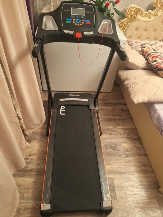 Продам беговую дорожку