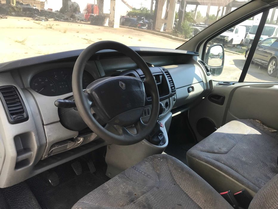 Scaun Bancheta Fete usi Timonerie RENAULT TRAFIC 1.9 dci tip F9Q 2004