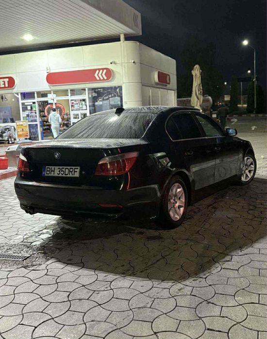 BMW Seria 5 E60 2.2 benzină – SCHIMB / 1500€ – fără acte