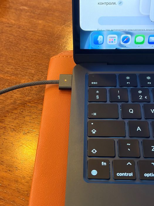 MacBook M3 13" в идеале (Midnight)