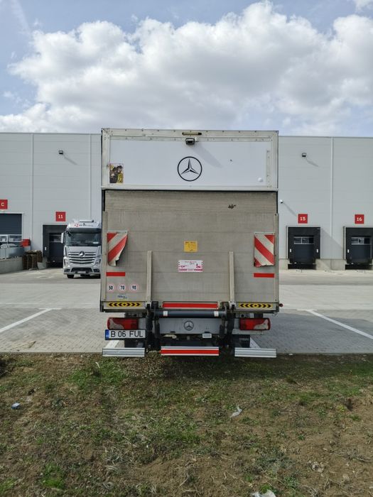 Vând Mercedes sprinter