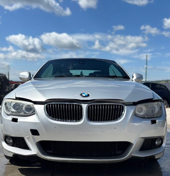 Dezmembrez BMW 330d E93 LCI,Motor 245cp N57 ,NAVI CIC ,jante style 193