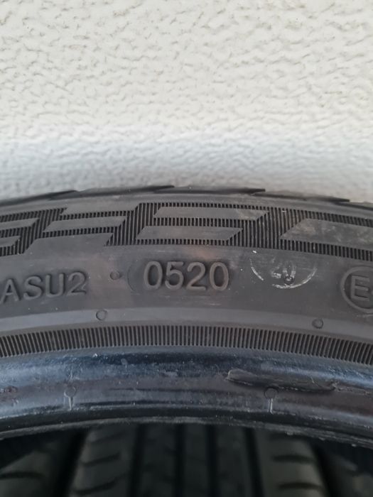 Летни гуми 4 броя BERLIN Summer UHP1 235 35 R19 дот 0520