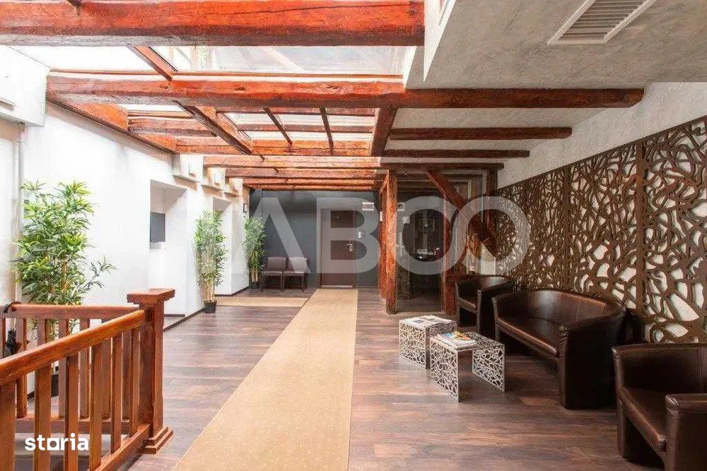 Apartament 4 camere 106 mpu 3 bai in Piata Mare Sibiu