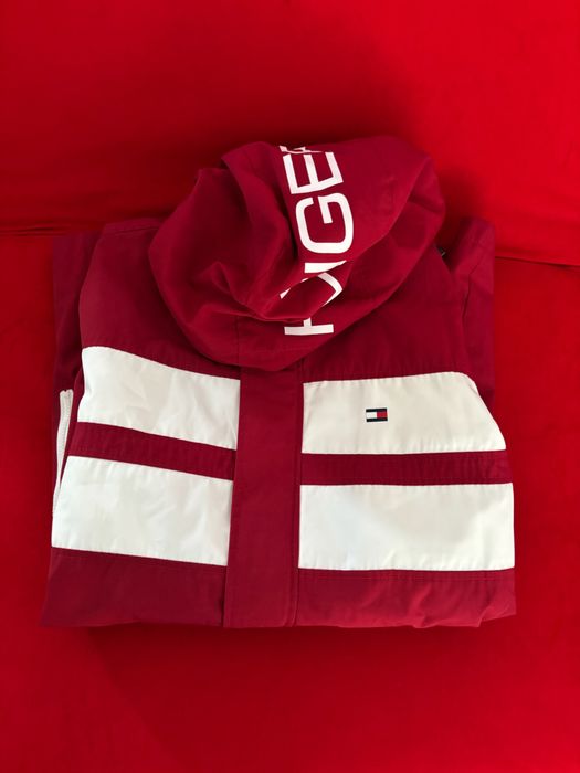 Geaca Tommy Hilfiger noua originala