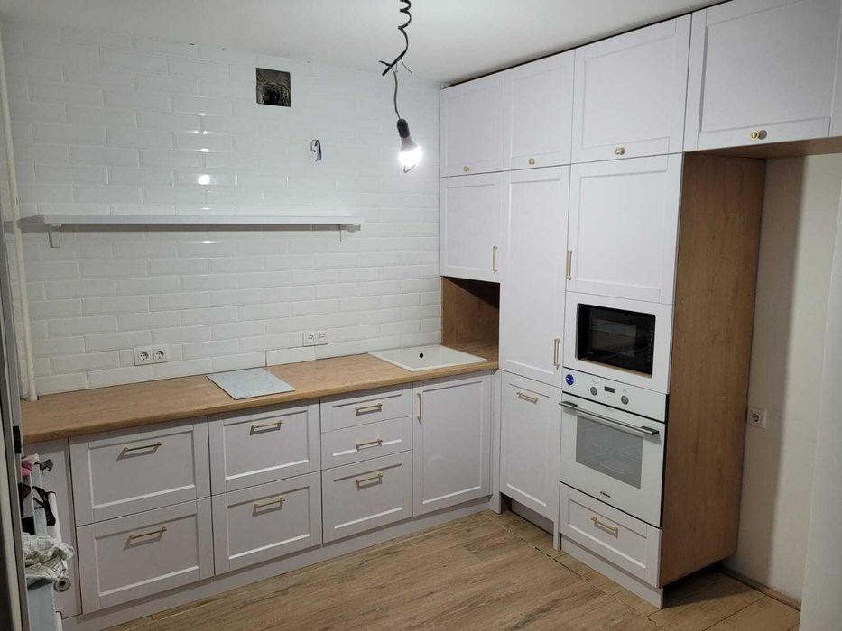 Продажа кухонных гарнитуров