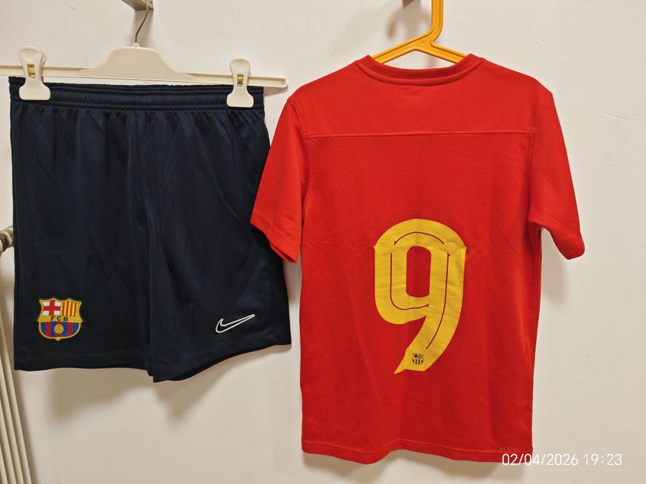 Echipament complet de fotbal 7 piese model FC Barcelona