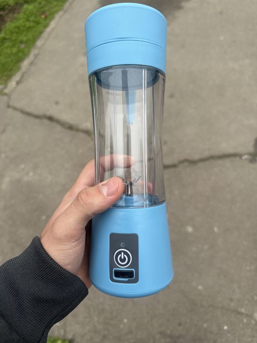 Vand blender cu incarcator