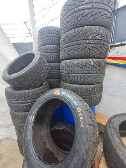 Anvelope Slick Michelin 30/65r18 si 31/71 r18de competiție