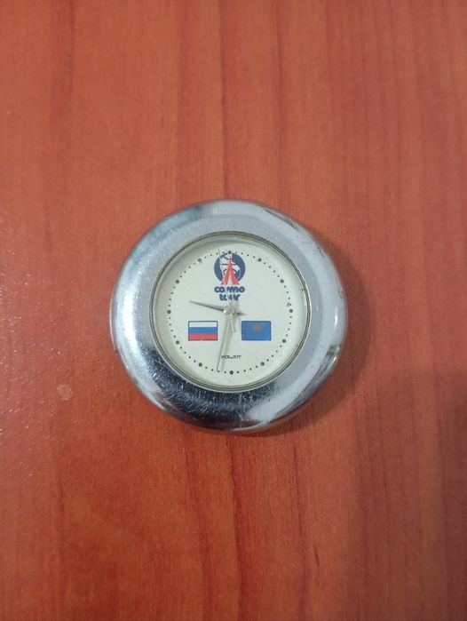 Часы наручные советские