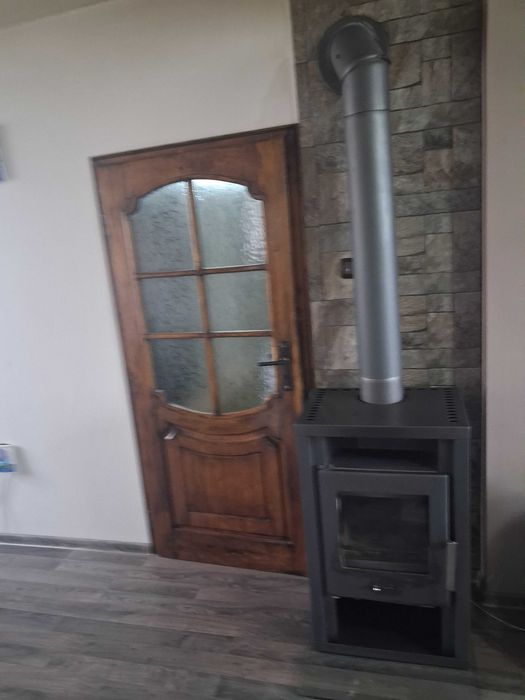 Продавам камина на дърва