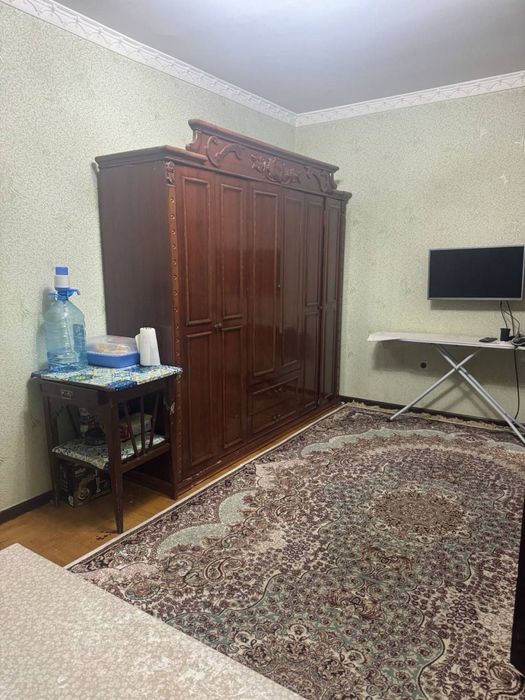 Чиланзар Метро Чиланзар-16 28-дом 31кв Ор-р:Гум школа