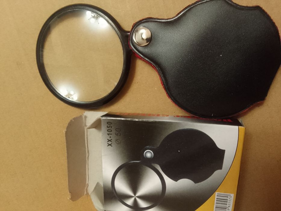 Лупа увеличительная