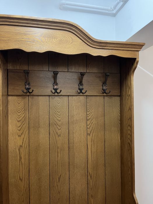 Mobilier hol cu cuier