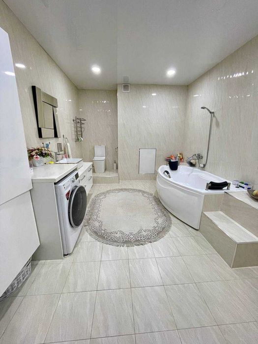 4-комнатная 198 м² у метро Минор, Ц-5, Юнусабад`