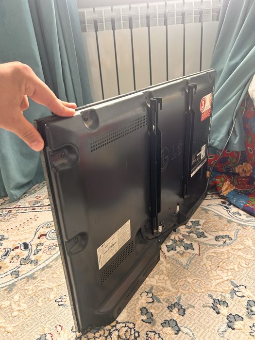 Срочно продам смарт TV LG