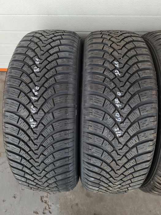 Зимни гуми 4 броя FALKEN EuroWinter HS01 Suv 215 60 R17 дот 3221