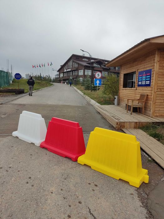 Дорожные бордюры