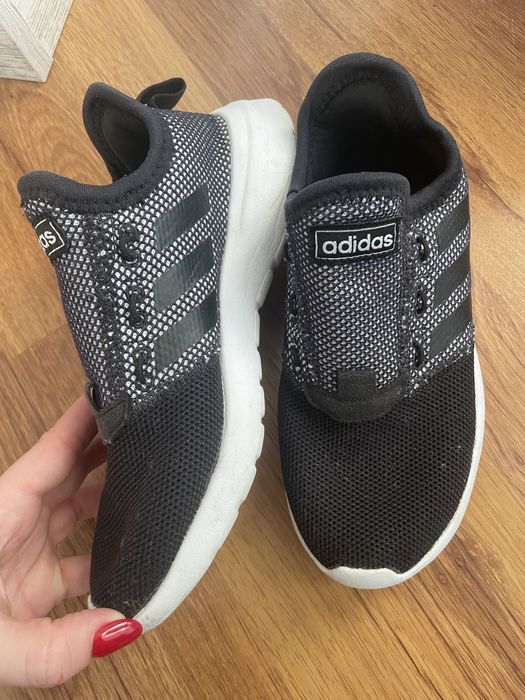 Много обувки . Всички са 37 номер