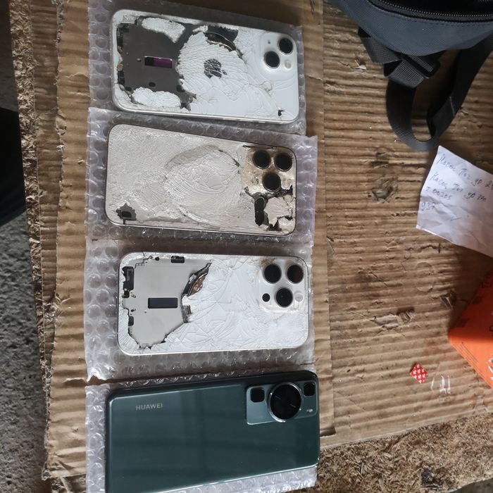 IPHONE 13 128Gbна айклоуде