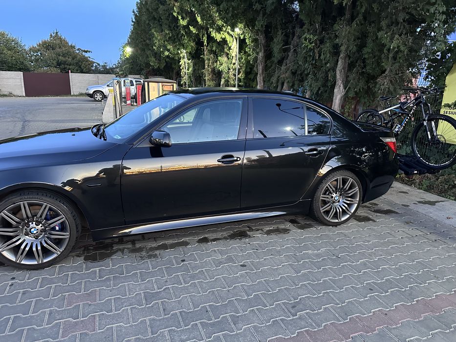 Vând BMW E60 M pachet 2.0 Individual ,foarte dotat.