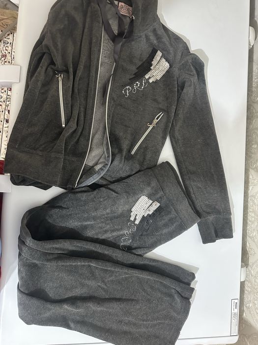 Спортивный костюм