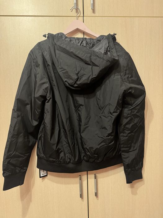 Emporio Armani чисто ново яке