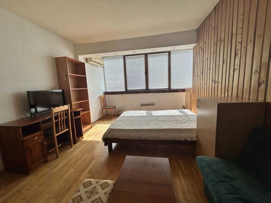 Дава се под наем Тристаен апартамент в Велико Търново, Бузлуджа - 70 кв.м за 306 € - Снимка #3