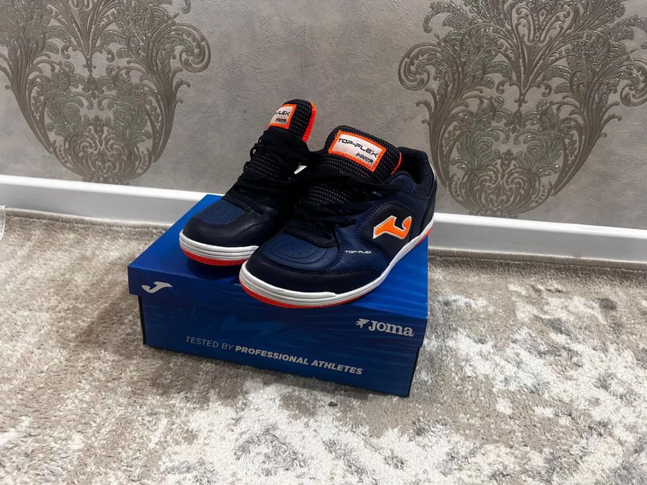 Joma футзалка продаётся