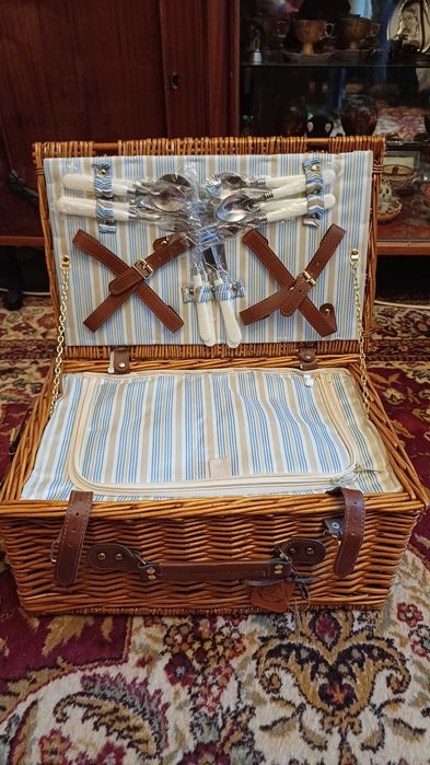 Cos picnic Bremen Madison Park, 4 persoane, cu patura, 46 x 30 x 21 cm