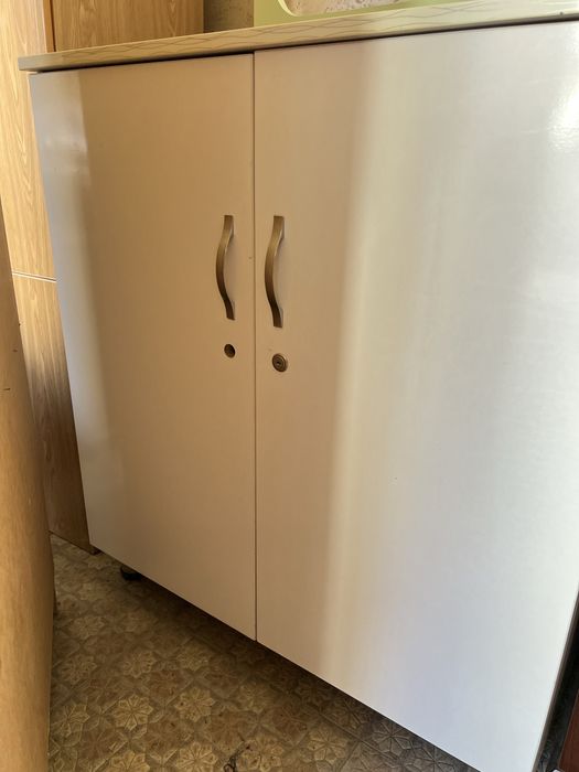 шкафчик для офиса