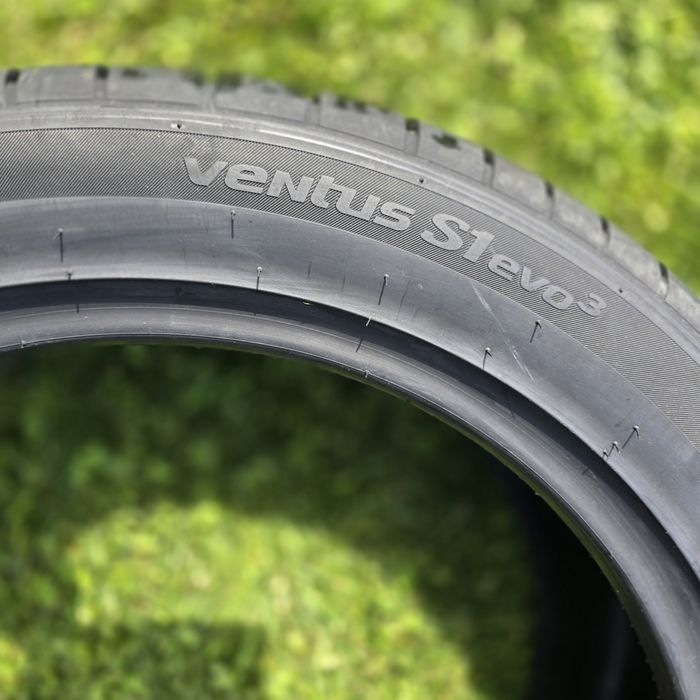 Cauciucuri vară Hankook 245/ 45 / ZR 19