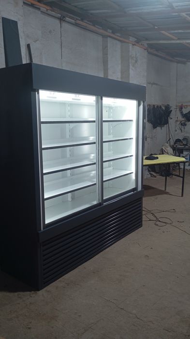 Shkaf xolodelnik. Vitrina xolodelnik