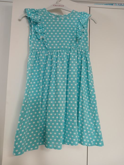 Продам детские платья 3-6 лет