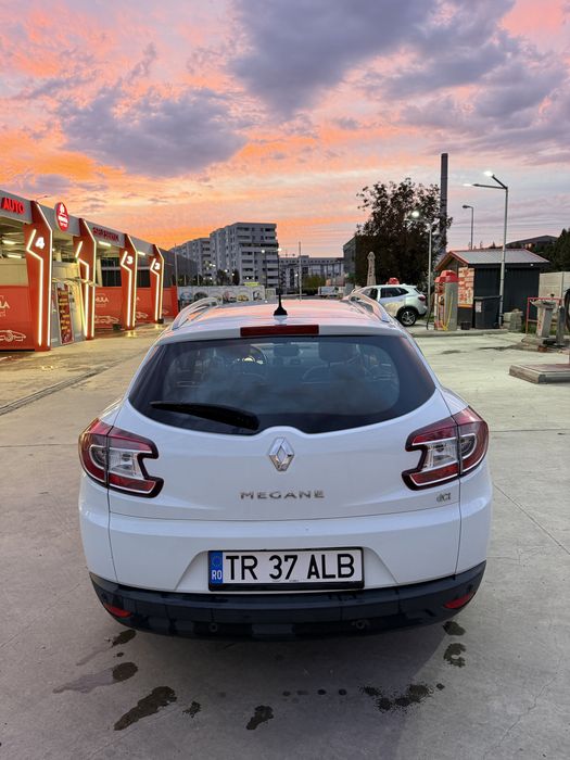 RENAULT Megane 2013 — imagine 2