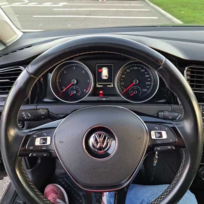 VOLKSWAGEN Golf 2015 — imagine 5