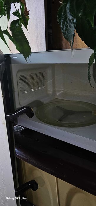 Микроволновая печь AVA