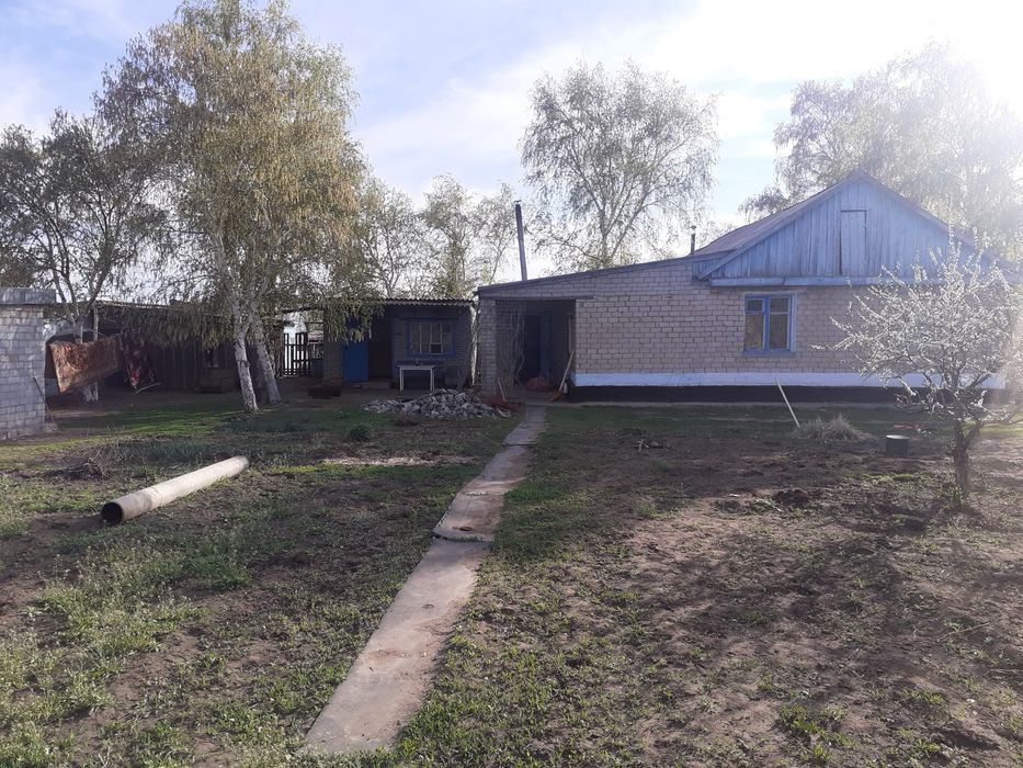 Продам дом  одельно стояши два дома