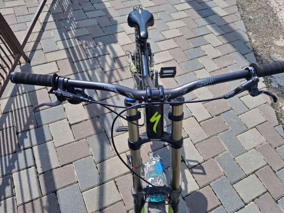 Specialized status2 2012 downhil, freeride.