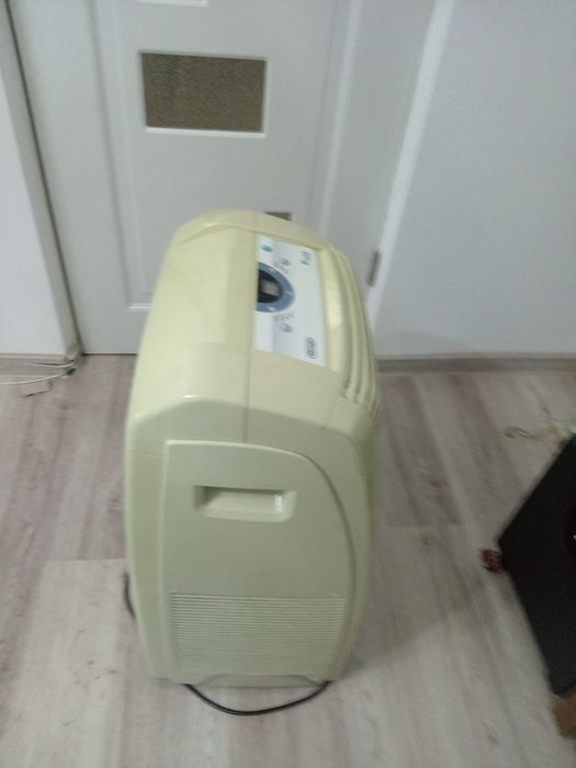 Vând aer condiționat portabil