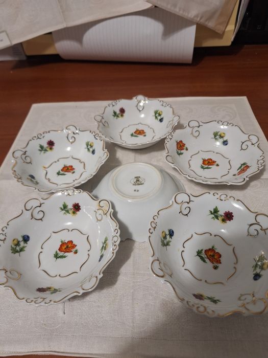 6 Boluri de portelan