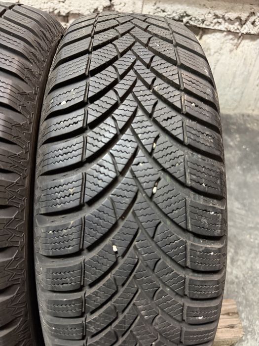 195/65/15 Semperit 2броя дот22