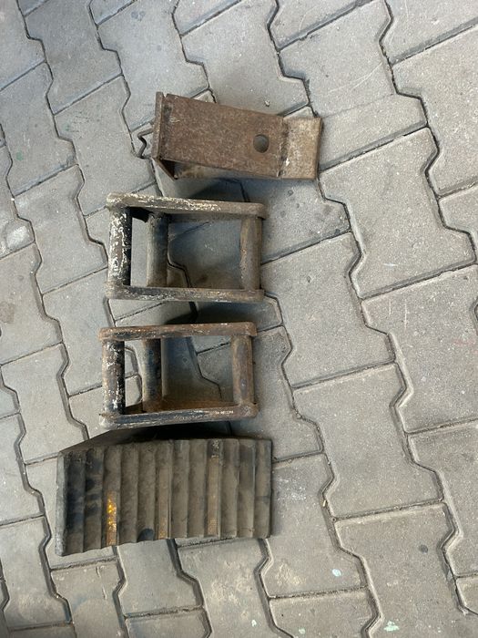 Опора башмак для прицепа