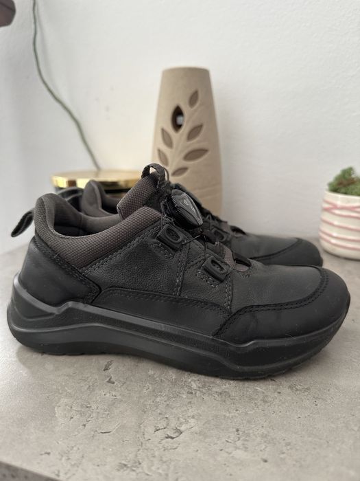 Pantofi sport Ecco Nr. 32