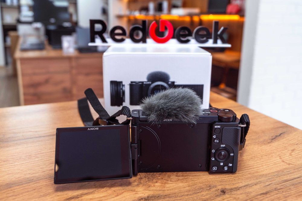 Sony ZV-E10 16-50mm Рассрочка Магазин Red Geek
