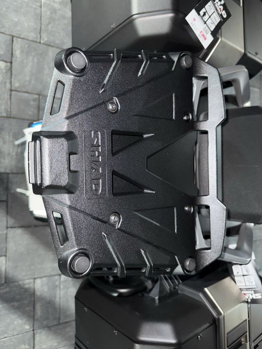 Top case Shad terra black edition 48L Cfmoto 800mt