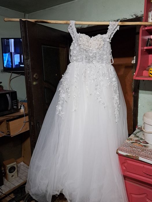Vând rochie mireasă