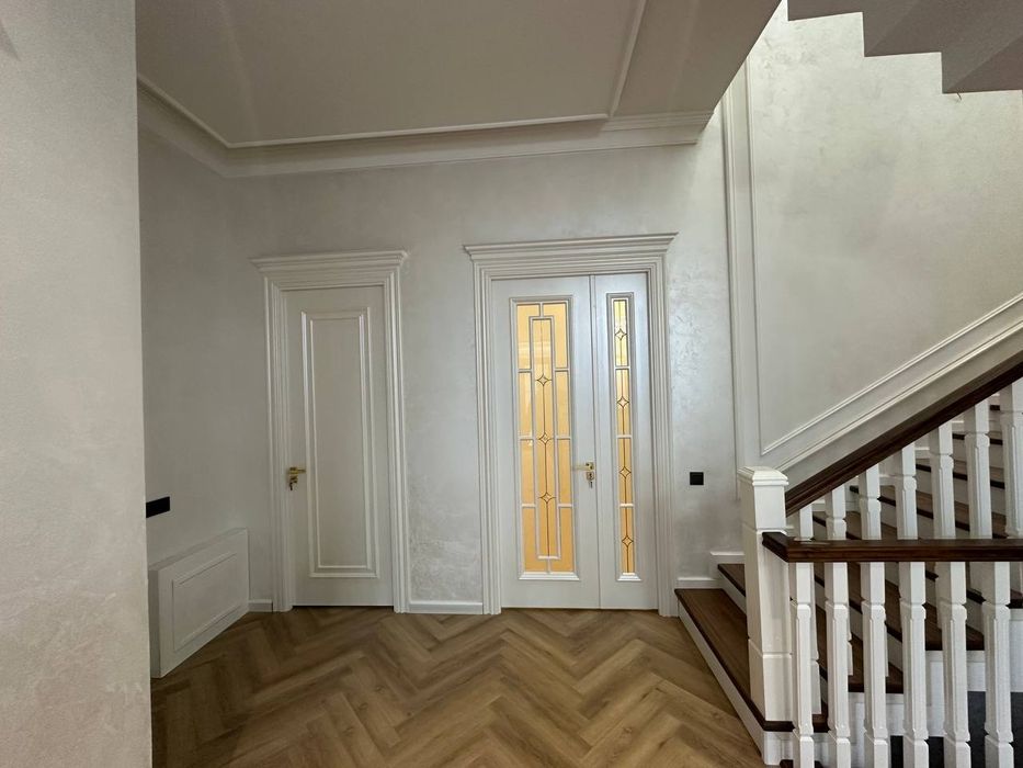 Сергели Хонабод 2.5 сотик 2 кават 6 хонали евроремонтли Коттедж сотама