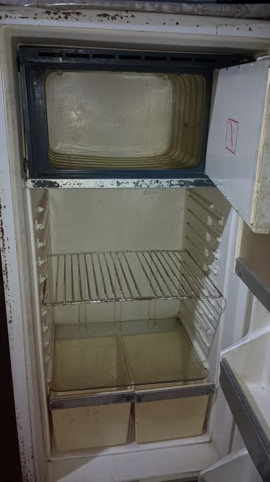 Продам холодилник