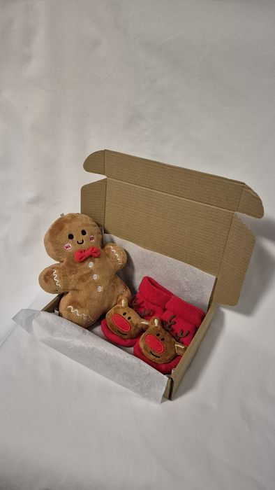 Коледен подарък - чорапи и плюшена играчка в кутия